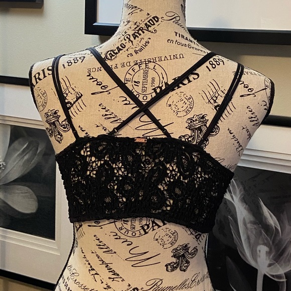 Pink By Victoria’s Secret Black Lacy Bralette S/P - Picture 2 of 6